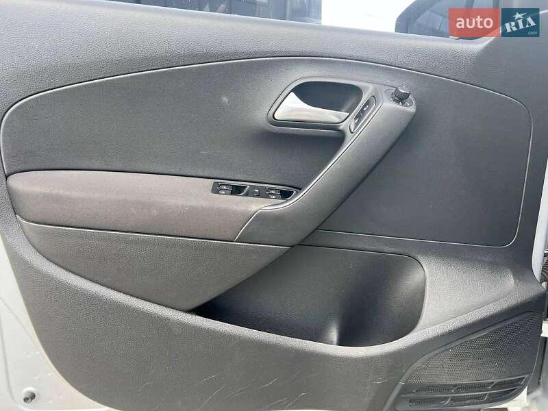 Хэтчбек Volkswagen Polo 2011 в Львове фото 15 Хэтчбек Volkswagen Polo 2011 в Львове