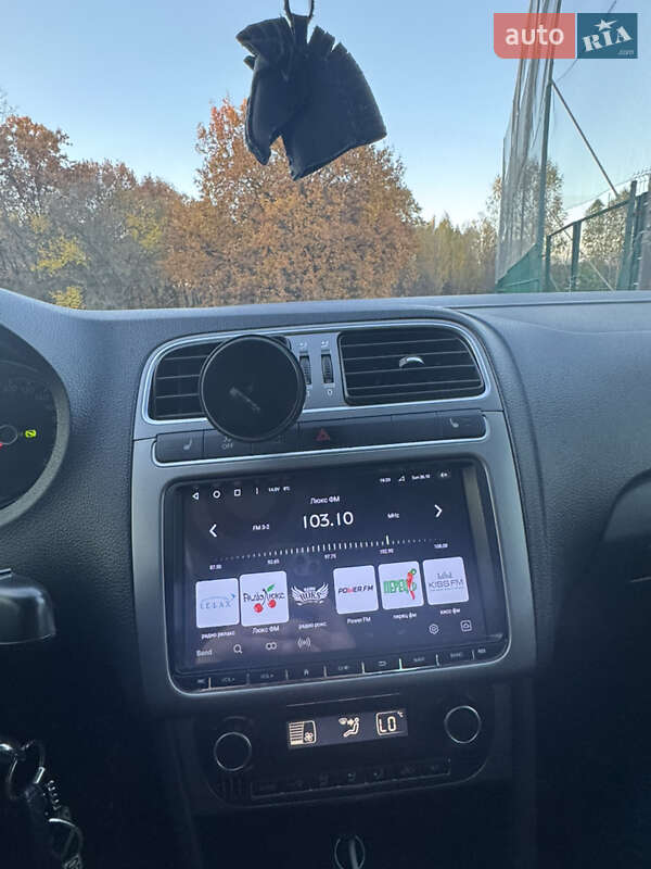 Хэтчбек Volkswagen Polo 2019 в Киеве