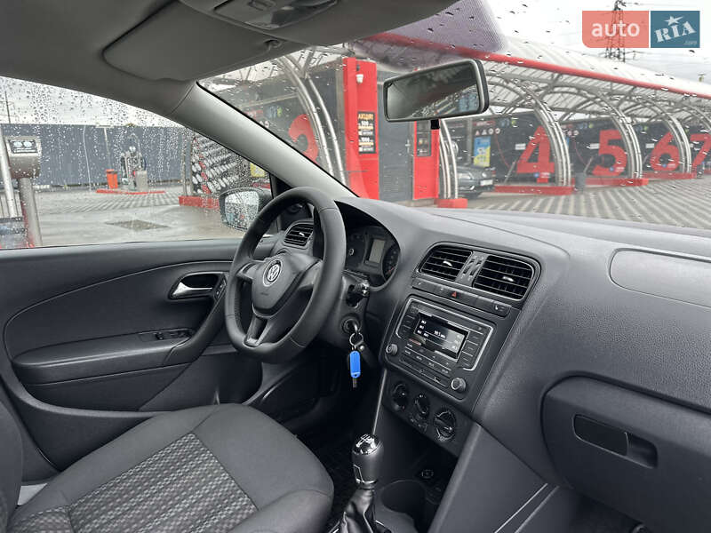 Седан Volkswagen Polo 2019 в Полтаве