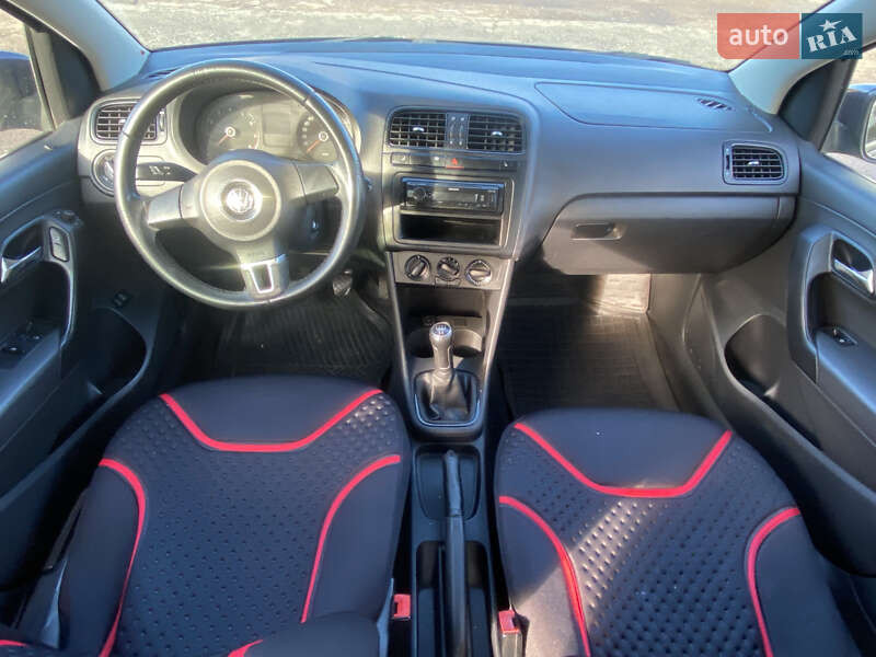 Седан Volkswagen Polo 2013 в Киеве фото 21 Седан Volkswagen Polo 2013 в Киеве
