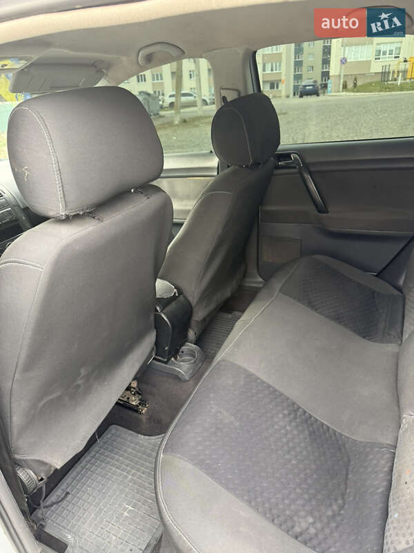 Хэтчбек Volkswagen Polo 2004 в Хмельницком фото 9 Хэтчбек Volkswagen Polo 2004 в Хмельницком
