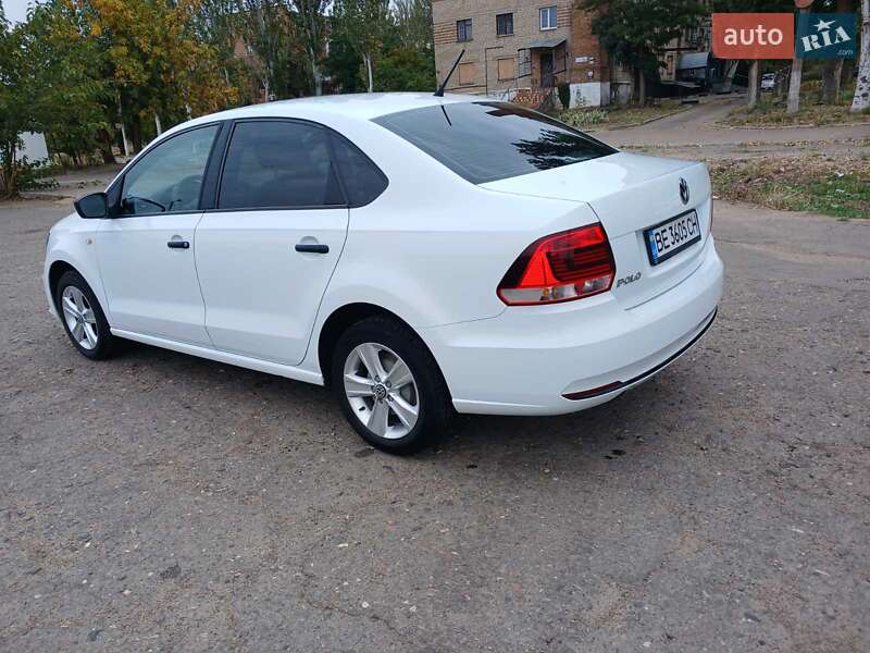 Седан Volkswagen Polo 2016 в Николаеве фото 6 Седан Volkswagen Polo 2016 в Николаеве