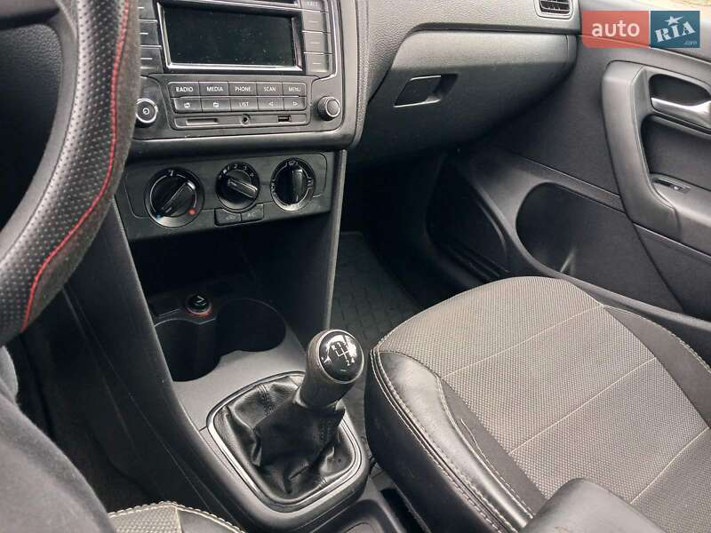 Седан Volkswagen Polo 2016 в Николаеве фото 10 Седан Volkswagen Polo 2016 в Николаеве