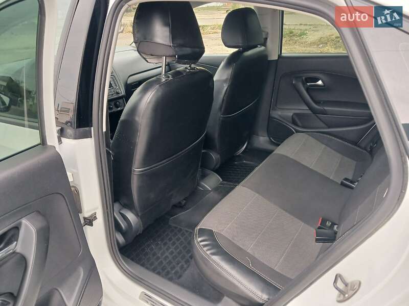 Седан Volkswagen Polo 2016 в Николаеве фото 14 Седан Volkswagen Polo 2016 в Николаеве
