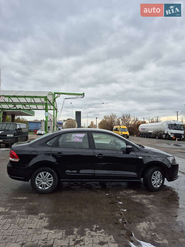 Седан Volkswagen Polo 2012 в Конотопе фото 4 Седан Volkswagen Polo 2012 в Конотопе