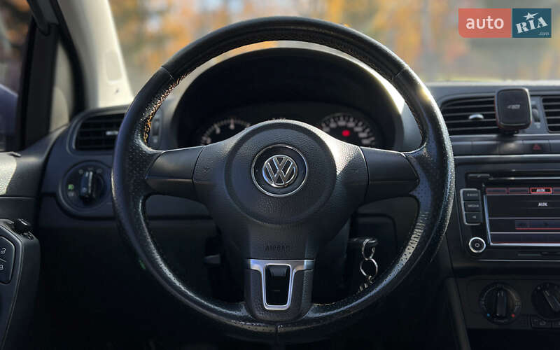 Хэтчбек Volkswagen Polo 2010 в Львове