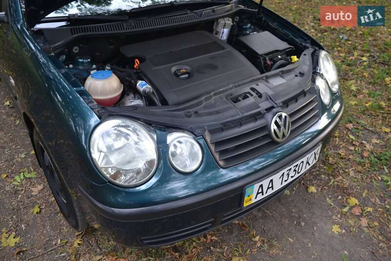 Хэтчбек Volkswagen Polo 2005 в Городище
