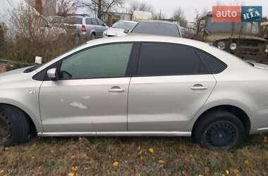Седан Volkswagen Polo 2013 в Киеве