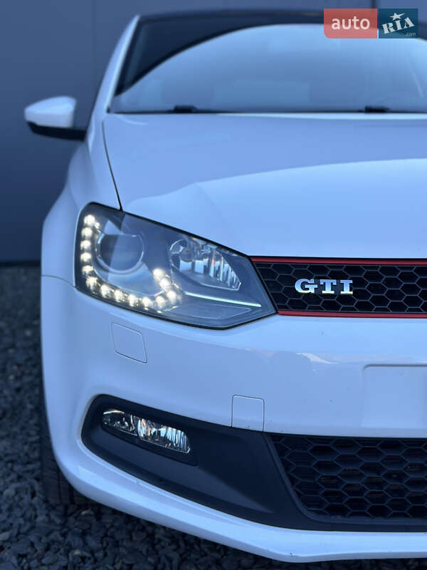 Хэтчбек Volkswagen Polo 2011 в Луцке