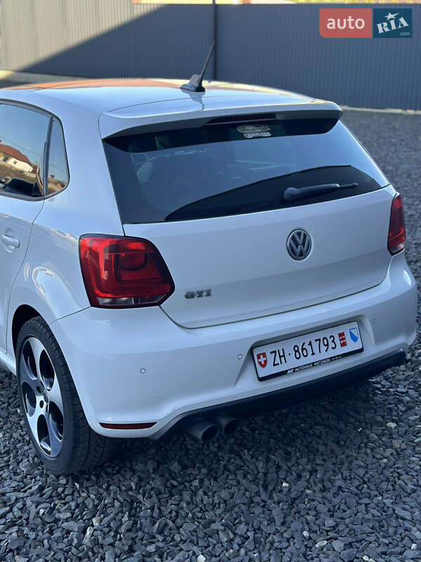 Хэтчбек Volkswagen Polo 2011 в Луцке