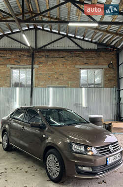 Седан Volkswagen Polo 2015 в Козятині