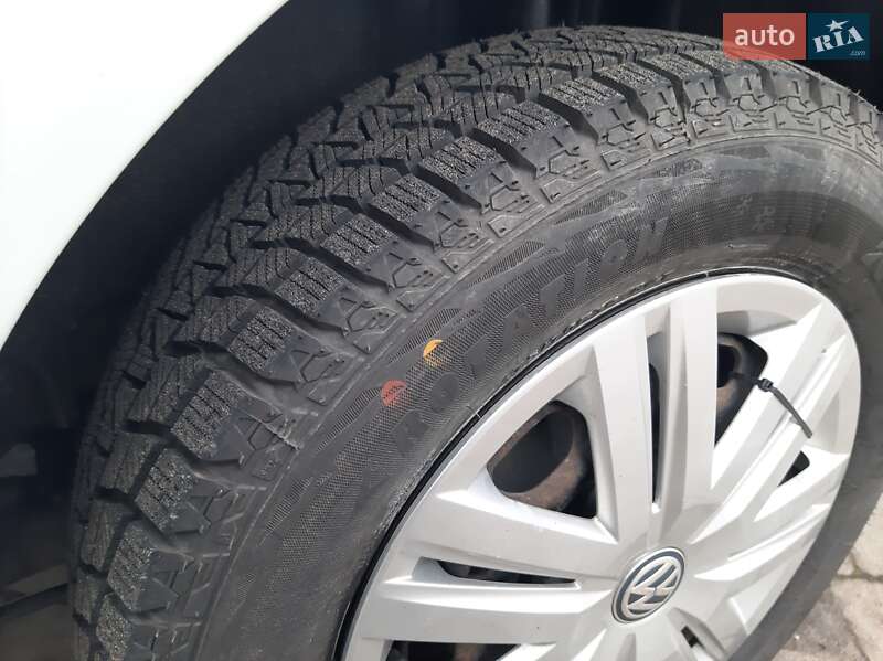 Седан Volkswagen Polo 2019 в Львове