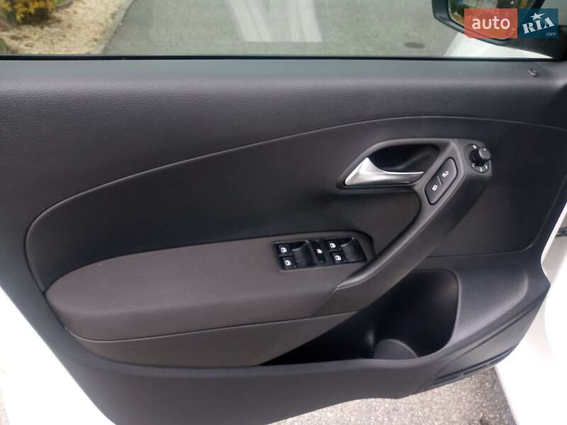 Хетчбек Volkswagen Polo 2012 в Харкові