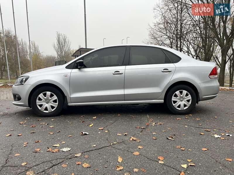 Седан Volkswagen Polo 2012 в Запорожье фото 5 Седан Volkswagen Polo 2012 в Запорожье