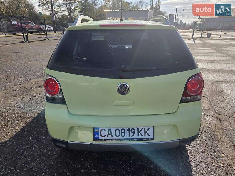 Хэтчбек Volkswagen Polo 2008 в Киеве