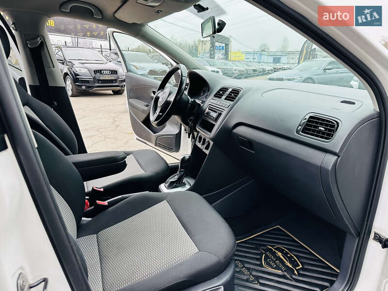 Хэтчбек Volkswagen Polo 2013 в Харькове