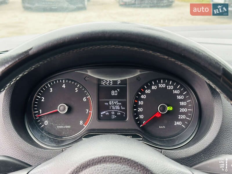 Хэтчбек Volkswagen Polo 2013 в Харькове