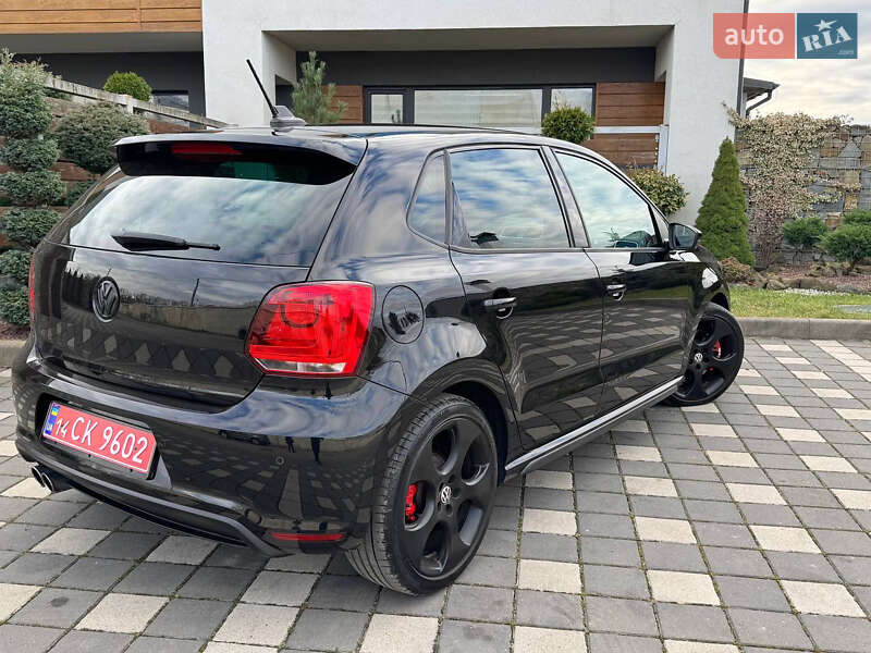 Хетчбек Volkswagen Polo 2011 в Стрию