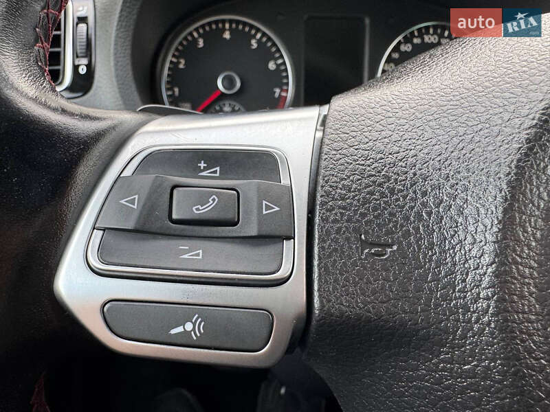 Хетчбек Volkswagen Polo 2011 в Стрию