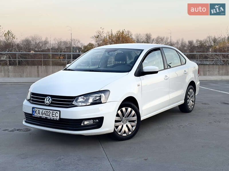 Седан Volkswagen Polo 2017 в Киеве