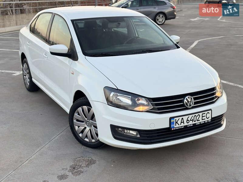 Седан Volkswagen Polo 2017 в Киеве