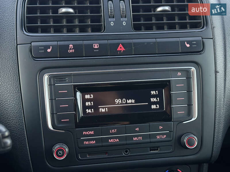 Седан Volkswagen Polo 2017 в Киеве