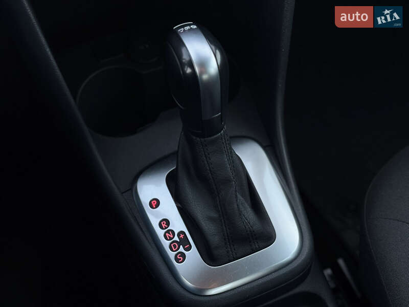 Седан Volkswagen Polo 2017 в Киеве