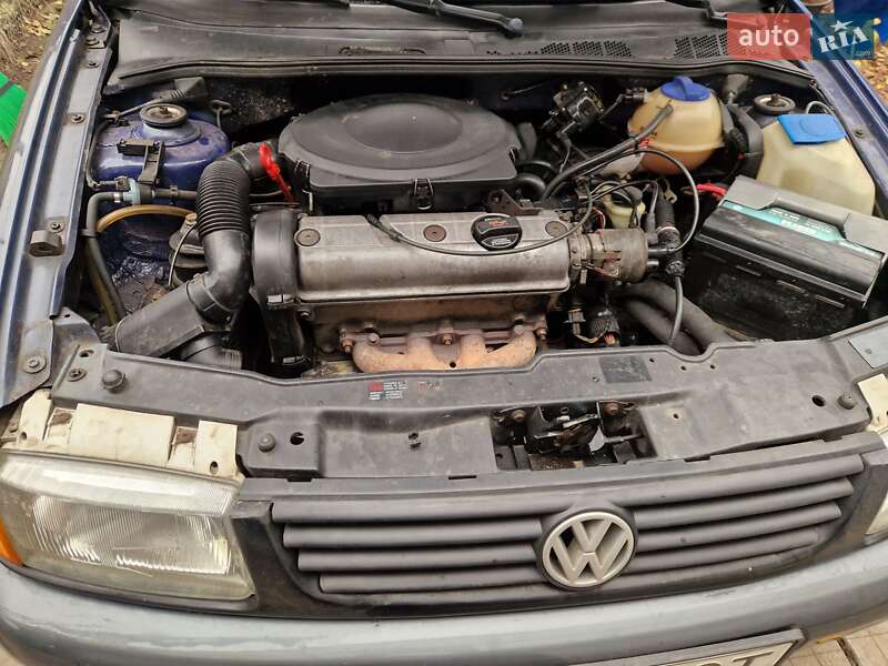 Хэтчбек Volkswagen Polo 1996 в Харькове