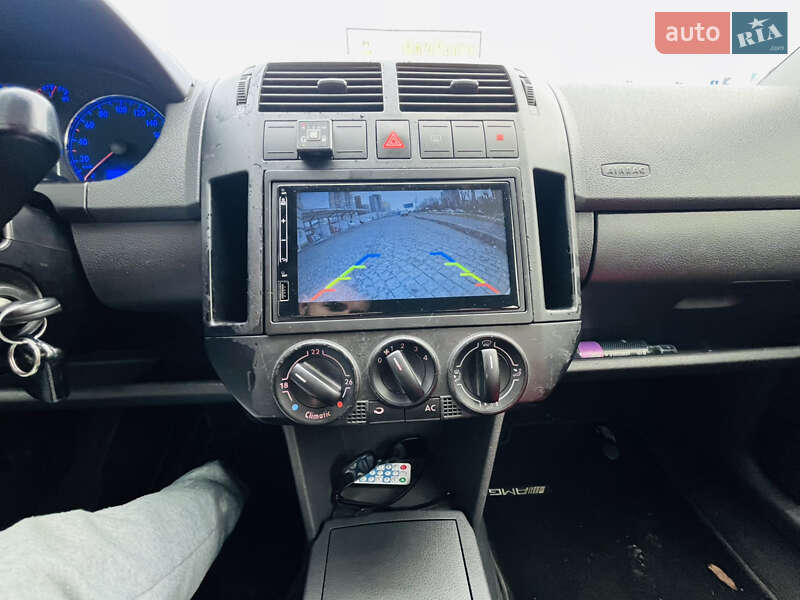 Хэтчбек Volkswagen Polo 2004 в Броварах