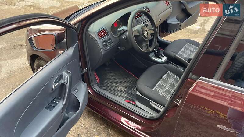 Седан Volkswagen Polo 2012 в Киеве