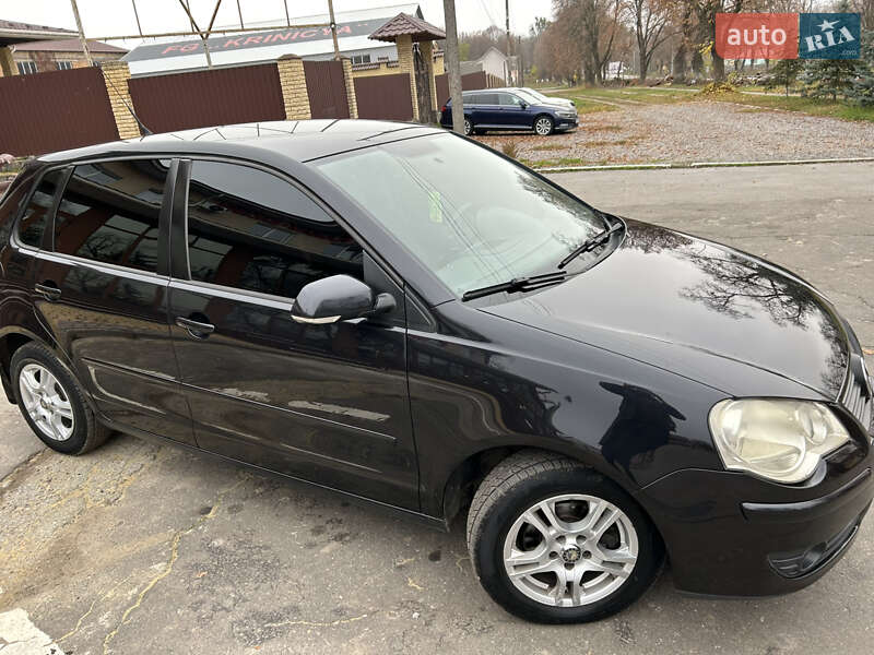 Хетчбек Volkswagen Polo 2005 в Вінниці