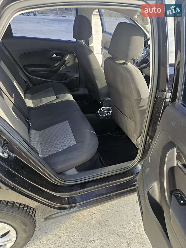 Седан Volkswagen Polo 2013 в Кагарлыке