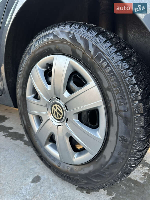 Хэтчбек Volkswagen Polo 2006 в Днепре