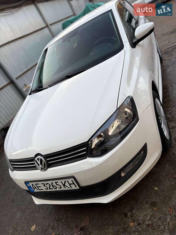 Хэтчбек Volkswagen Polo 2012 в Кривом Роге