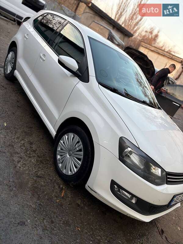 Хэтчбек Volkswagen Polo 2012 в Кривом Роге