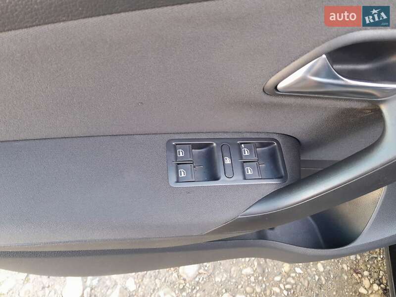 Хэтчбек Volkswagen Polo 2009 в Ивано-Франковске фото 10 Хэтчбек Volkswagen Polo 2009 в Ивано-Франковске