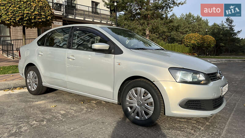 Седан Volkswagen Polo 2013 в Обухове