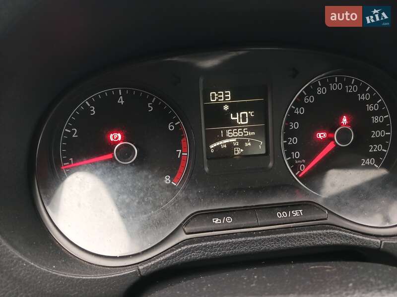 Седан Volkswagen Polo 2018 в Львове