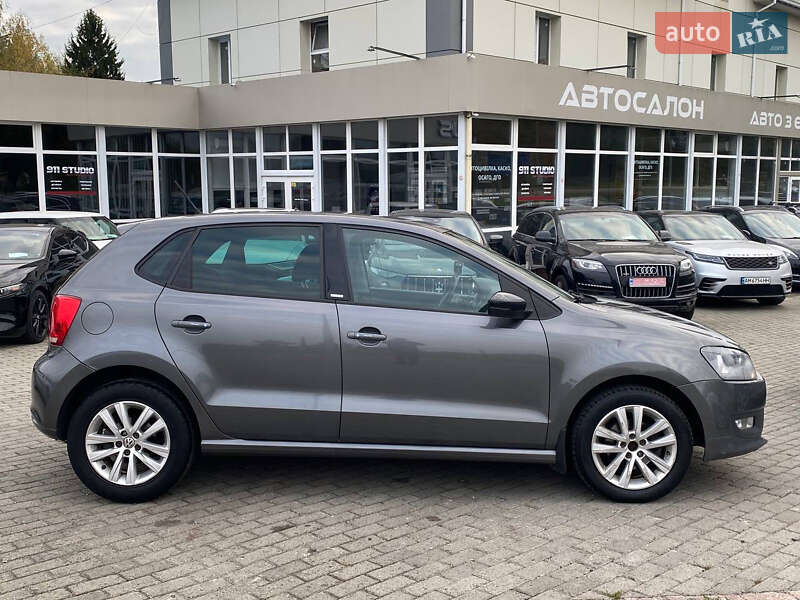 Хэтчбек Volkswagen Polo 2011 в Житомире
