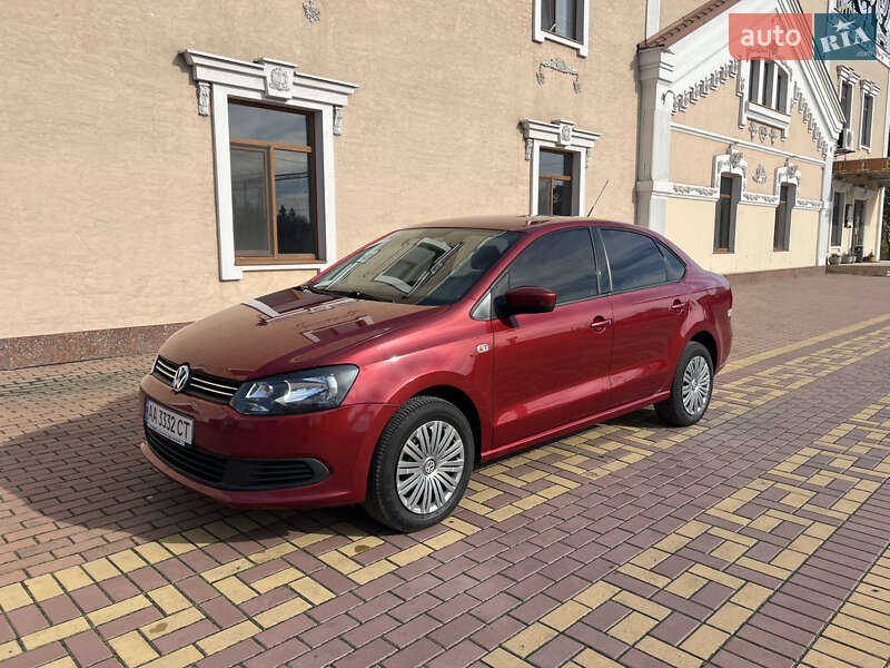 Седан Volkswagen Polo 2012 в Кривому Розі