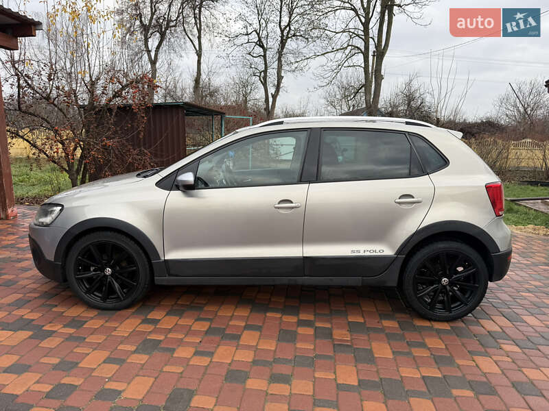 Хэтчбек Volkswagen Polo 2011 в Житомире