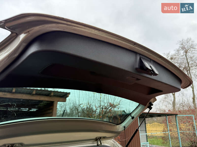 Хэтчбек Volkswagen Polo 2011 в Житомире