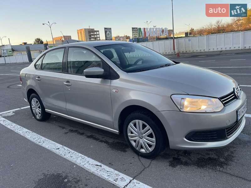 Седан Volkswagen Polo 2011 в Полтаве