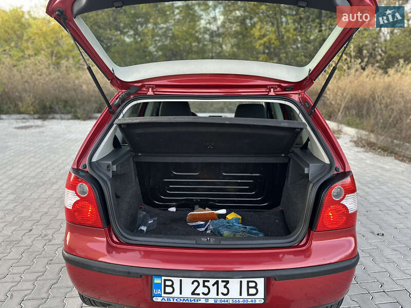 Хэтчбек Volkswagen Polo 2003 в Полтаве