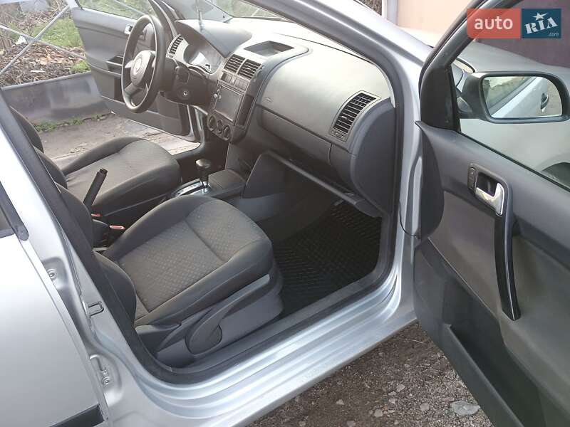 Хэтчбек Volkswagen Polo 2005 в Николаеве