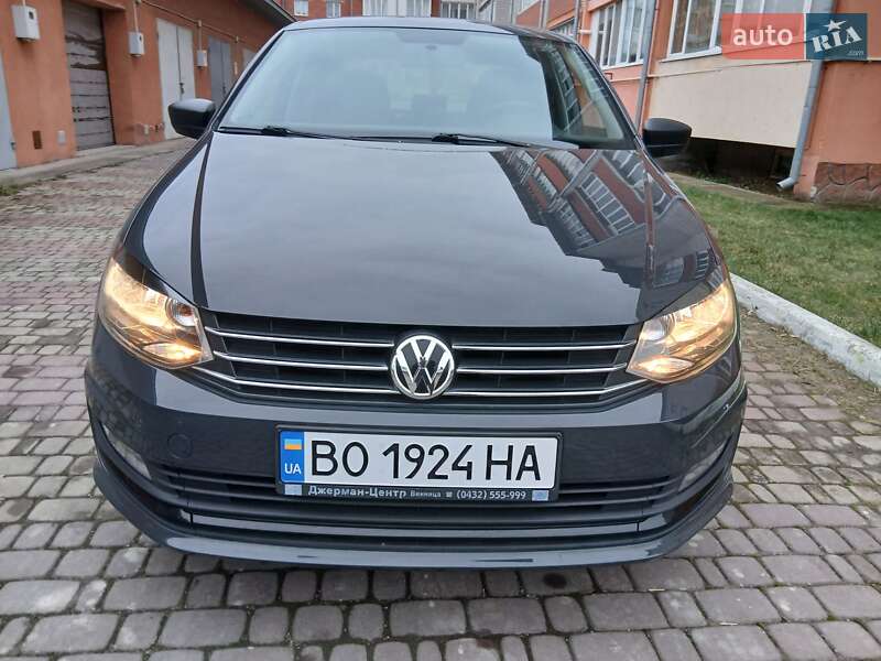 Седан Volkswagen Polo 2016 в Чорткове