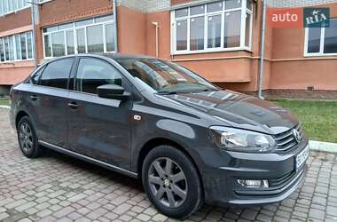 Седан Volkswagen Polo 2016 в Чорткові