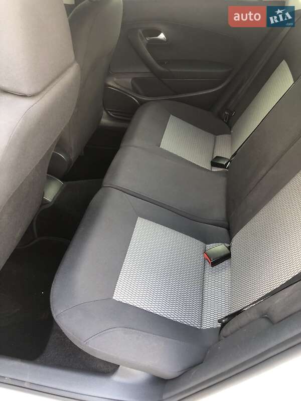 Седан Volkswagen Polo 2012 в Киеве