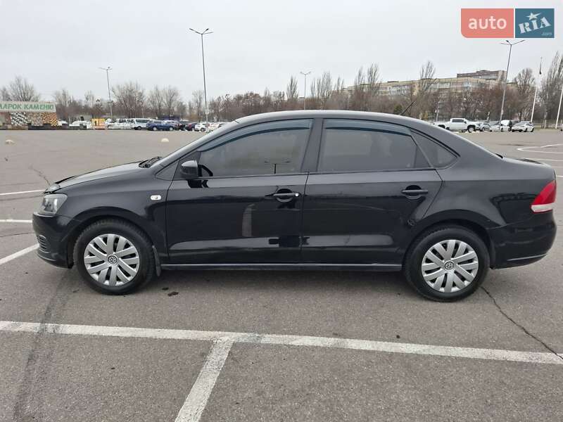 Седан Volkswagen Polo 2011 в Дніпрі
