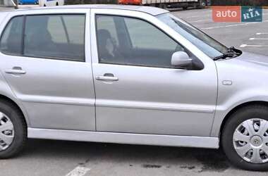 Хэтчбек Volkswagen Polo 2001 в Ужгороде